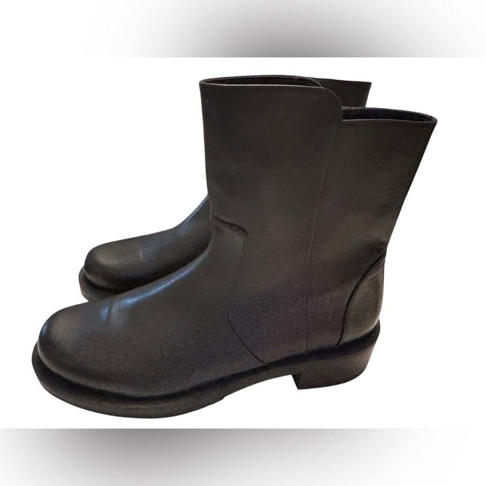Stuart Weitzman Leather Ankle Zip Booting, New size 6.5 - Picture 10 of 14